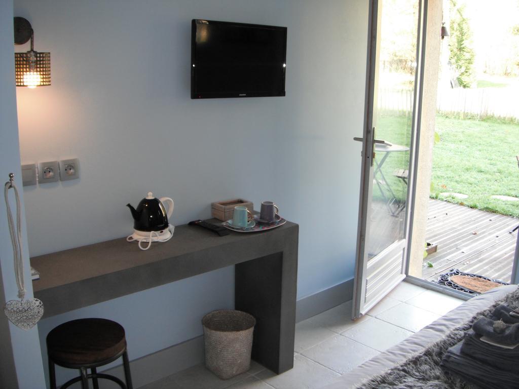 Le Brame - Chambres D'Hotes Avilly-Saint-Leonard Habitación foto